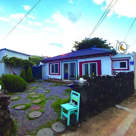 Jeju Daljip Guesthouse Bagian luar foto